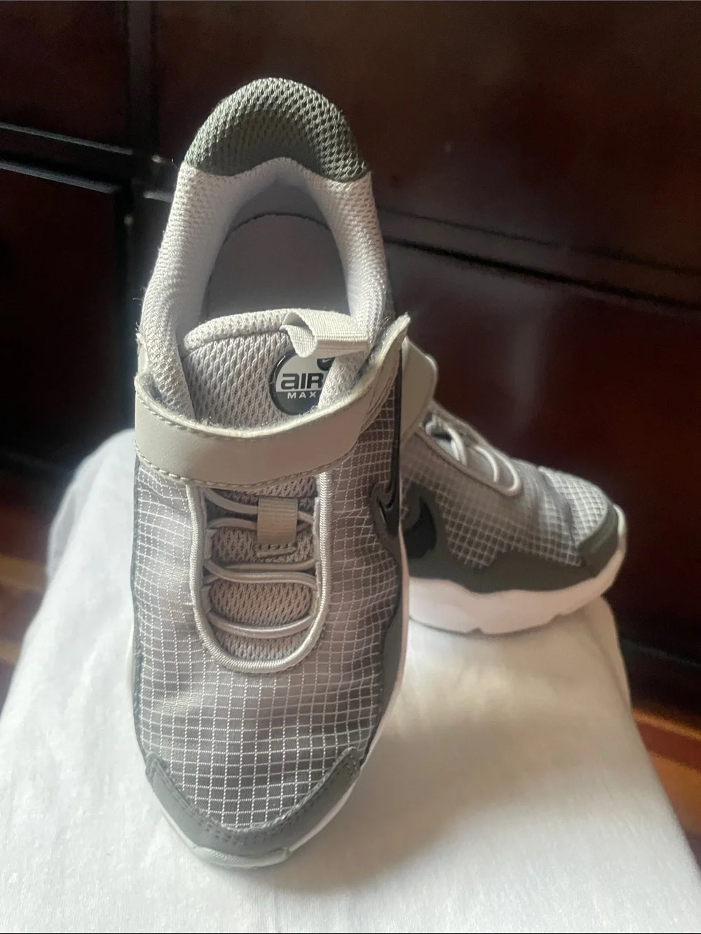 Nike Kids Grey and White Athletic Sneakers with Hook-and-Loop Strap